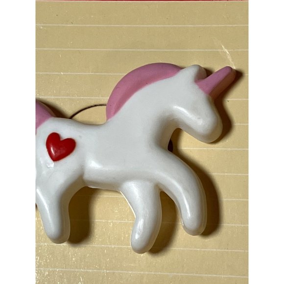 Hallmark Unicorn VALENTINES DAY PIN Vitage 1986 - Picture 3 of 8